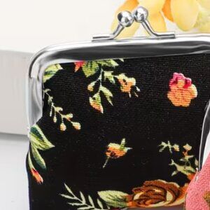 Black Floral Coin Purse - New